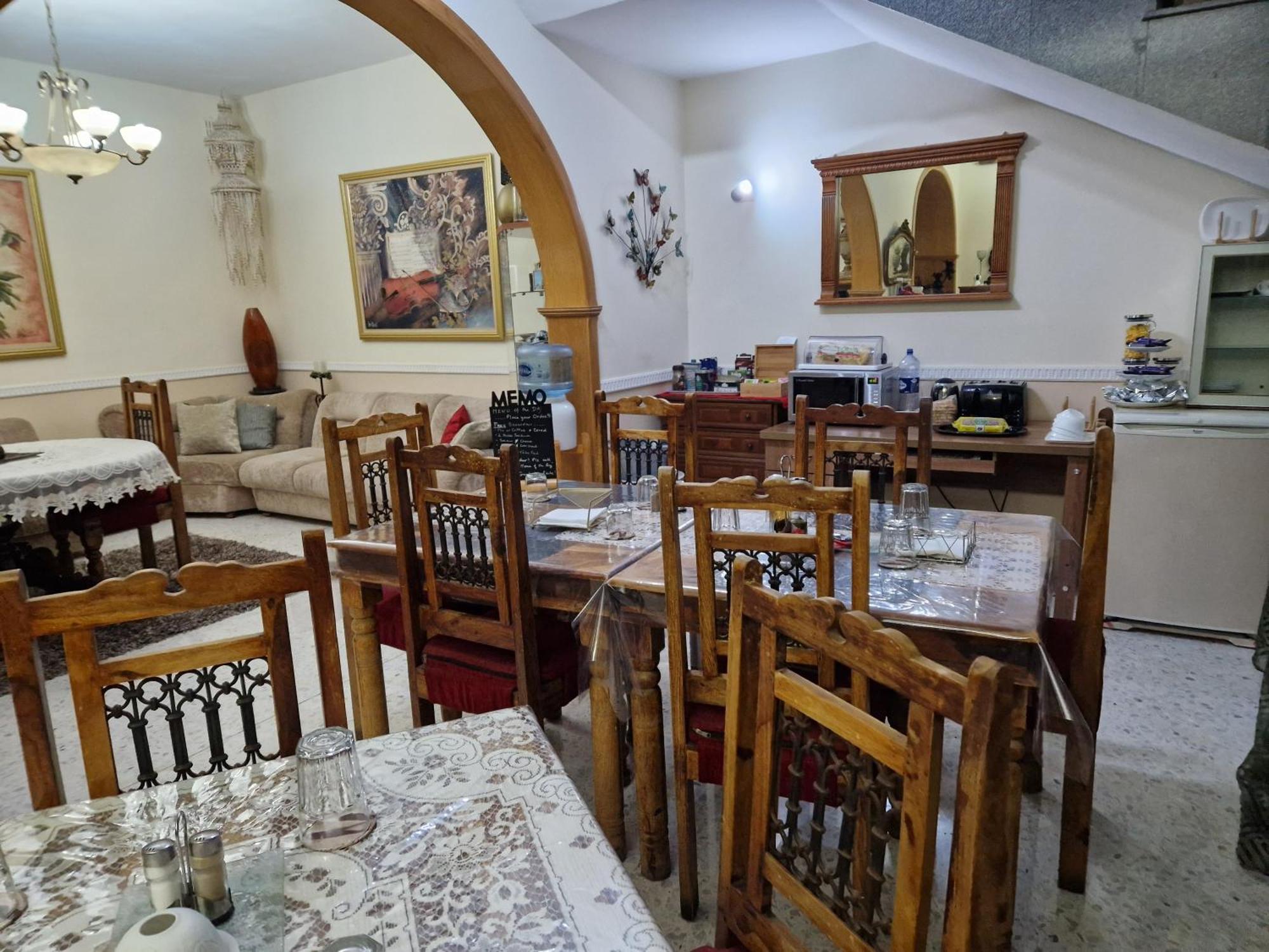 Saracini'S Homestay Attard Exterior photo