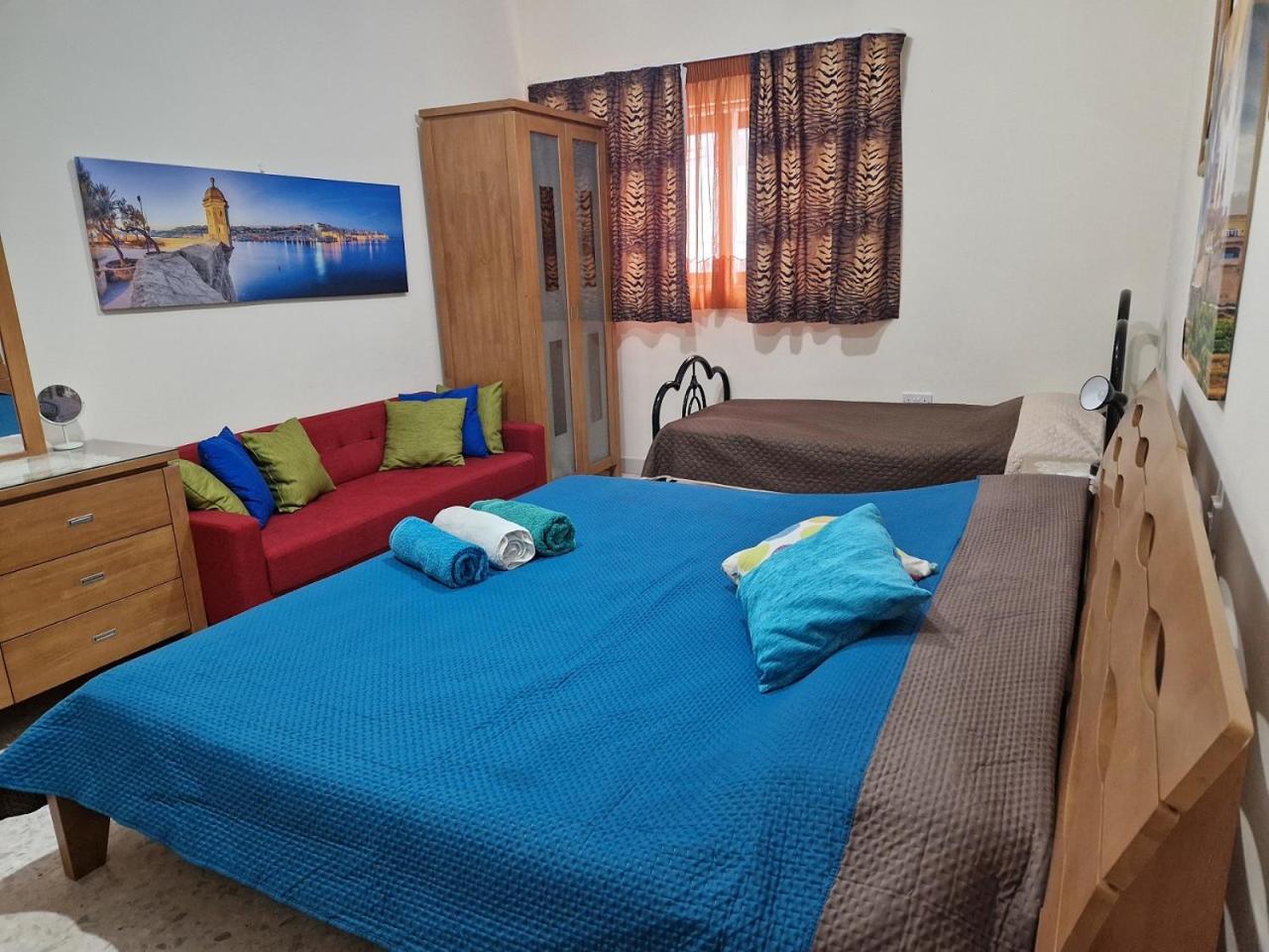 Saracini'S Homestay Attard Exterior photo
